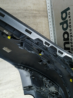 AA045900; Бампер задний; под паркт. (J8A2-17A958-AB) для Land Rover Range Rover Velar L560 (2017 - 2023)/БУ; Оригинал; Р1, Мелкий дефект; 