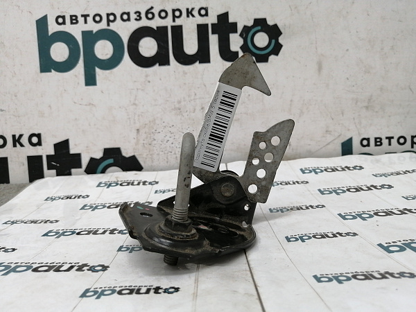 Скоба замка капота правая БМВ 6 серия III GT F06 2011-2015, б/у, фото 3