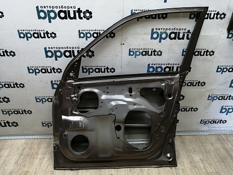 Фотография детали AA044938; Дверь передняя правая (6800165844) для Suzuki Grand Vitara/БУ; Оригинал; Р2, Удовлетворительное; . Фото номер 17