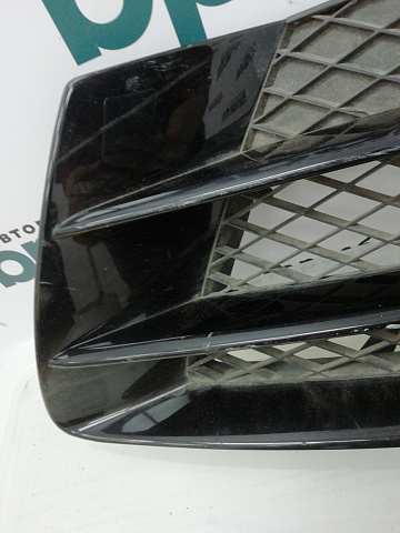 Фотография детали AA001058; Решетка переднего бампера L, v10 (420807683) для Audi R8 I (2007-2012)/БУ; Оригинал; Р0, Хорошее; . Фото номер 2