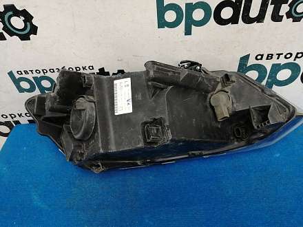 AA042401; Фара галоген левая (6RU941015) для Volkswagen Polo V Sedan (2010-2014)/БУ; Оригинал; Р1, Мелкий дефект; 