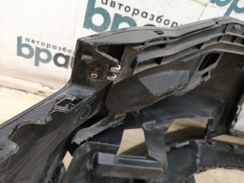 Фотография детали AA043291; Бампер передний, S-line; под паркт.; под омыват. (4G0 807 437 AB) для Audi A6 IV (C7) рест. Sedan (2014-2018)/БУ; Оригинал; Р1, Мелкий дефект; . Фото номер 14