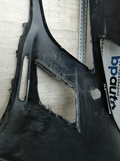 AA045740; Бампер передний; без паркт.; под омыват. (BCW8-50031) для Mazda 3 BL/БУ; Оригинал; Р1, Мелкий дефект; 