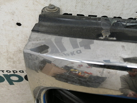Фотография детали AA033611; Решетка радиатора (53101-60200) для Toyota Land Cruiser 100 (1997 — 2002)/БУ; Оригинал; Р2, Удовлетворительное; . Фото номер 15