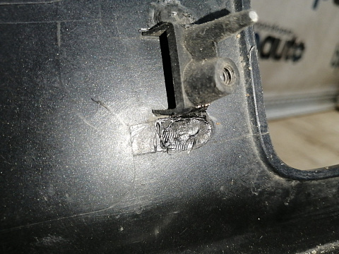 Фотография детали AA040303; Бампер задний; без паркт. (86611-2P500) для Kia Sorento II рест. (2012- 2020)/БУ; Оригинал; Р1, Мелкий дефект; . Фото номер 23