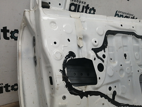 Фотография детали AA011381; Дверь передняя правая (67001-02300) для Toyota Auris II (2013 — 2015)/БУ; Оригинал; Р0, Хорошее; (040) Белый. Фото номер 13