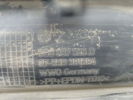 AA024871; Юбка заднего бампера, под одну трубу (5G6807568D) для Volkswagen Golf/БУ; Оригинал; Р1, Мелкий дефект; 