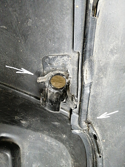 AA045214; Бампер задний; под паркт. (BB53-17D781-A) для Ford Explorer V (2011-2015)/БУ; Оригинал; Р1, Мелкий дефект; 