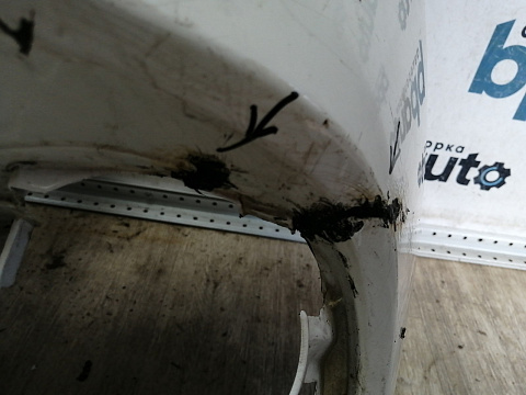 Фотография детали AA044825; Бампер передний; под паркт.; под омыват. (52119-0F090) для Toyota Verso I (2009- 2012)/БУ; Оригинал; Р2, Удовлетворительное; . Фото номер 5