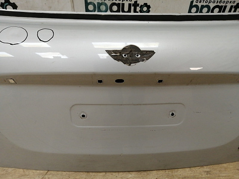 Фотография детали AA038039; Крышка багажника (41002752015) для Mini Hatch R56/БУ; Оригинал; Р2, Удовлетворительное; . Фото номер 8