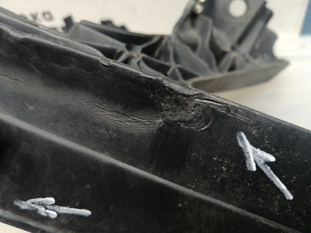 AA045504; Кронштейн, каркас переднего бампера правый (A2048850865) для Mercedes-Benz C-klasse III (W204) (2006-2011)/БУ; Оригинал; Р0, Хорошее; 