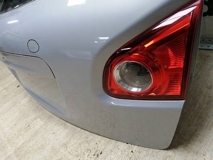 AA045290; Крышка багажника; под камер. (K0100BR0MA) для Nissan Qashqai/БУ; Оригинал; Р1, Мелкий дефект; 