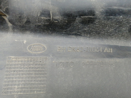 AA017394; Накладка на дверь передняя правая, матовая (DK62-21064-AD) для Land Rover Range Rover Sport/БУ; Оригинал; Р1, Мелкий дефект; 