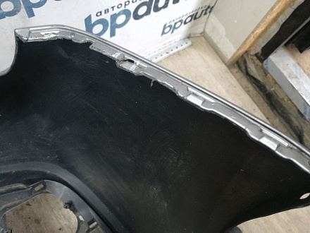 AA044532; Бампер передний; без паркт.; под омыват. (52119-0K840) для Toyota Hilux VIII (2015 - 2020)/БУ; Оригинал; Р1, Мелкий дефект; 