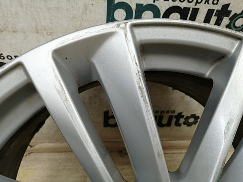 Фотография детали AA033558; Диск литой, 19x8.5J, 5x108, ET45 (HK83-1007-DA) для Jaguar F-Pace I (2016-2020)/БУ; Оригинал; Р1, Мелкий дефект; . Фото номер 8