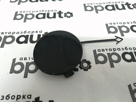 AA045660; Заглушка букс. крюка переднего бампера (8K0 807 241 C) для Audi A4 B8/БУ; Оригинал; Р1, Мелкий дефект; 