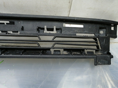 Фотография детали AA044928; Решетка переднего бампера правая (2803146XKV3AA) для Tank 500 (2021-н.в.)/БУ; Оригинал; Р1, Мелкий дефект; . Фото номер 3