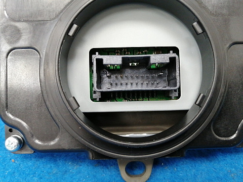 Фотография детали AA032129; Блок управления фарой правый, LED (89908-42060) для Toyota Rav4 50 (2019 -н.в.)/Нов; Оригинал; . Фото номер 4