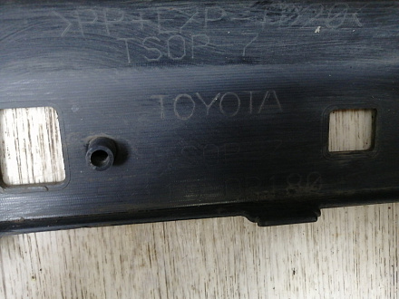 AA044794; Бампер передний; без паркт.; под омыват. (52119-0R180) для Toyota Rav4 40 рест. (2015 — 2019)/БУ; Оригинал; Р1, Мелкий дефект; 