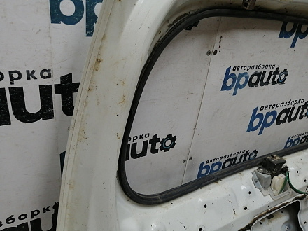 AA045270; Крышка багажника (67005-60F50) для Toyota Land Cruiser Prado 150 (2010 — 2013)/БУ; Оригинал; Р2, Удовлетворительное; 