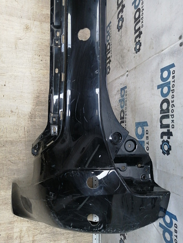 Фотография детали AA045380; Бампер задний; под паркт. (6410C779) для Mitsubishi Pajero Sport III (2015-2020)/БУ; Оригинал; Р1, Мелкий дефект; . Фото номер 3