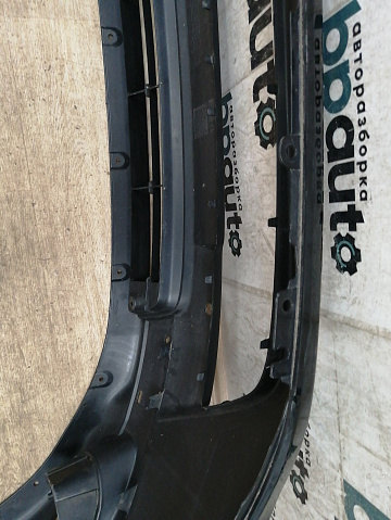 Фотография детали AA034942; Бампер передний, с отверстиями под расширитель; под паркт.; под омыват. (6400G270ZZ) для Mitsubishi Outlander III рест. (2014-2015)/БУ; Оригинал; Р1, Мелкий дефект; . Фото номер 14