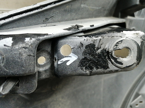 Фотография детали AA045834; Бампер передний; без паркт.; без омыват. (6400J511ZZ) для Mitsubishi Pajero Sport III рест. (2019-н.в.)/БУ; Оригинал; Р2, Удовлетворительное; . Фото номер 35