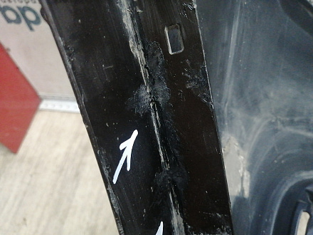 AA045796; Бампер передний; под паркт.; под омыват. (8R0 807 437 AH) для Audi Q5 I рест. (2012-2017)/БУ; Оригинал; Р1, Мелкий дефект; 