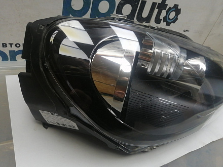 AA046036; Фара галоген правая (5K1941006P) для Volkswagen Golf/БУ; Оригинал; Р1, Мелкий дефект; 