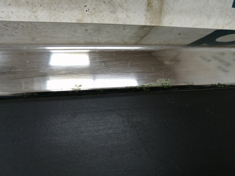 Фотография детали AA032008; Накладка на дверь задняя левая, нижняя (75076-48100) для Toyota Highlander II рест. (2010 - 2013)/БУ; Оригинал; Р2, Удовлетворительное; . Фото номер 6