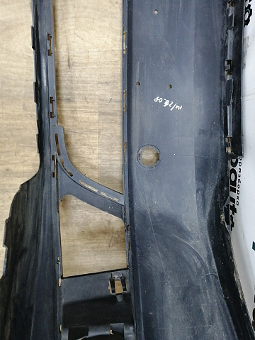 Фотография детали AA022465; Бампер передний; без паркт.; без омыват. (5СU807221) для Volkswagen Jetta VI (2010- 2014)/БУ; Оригинал; Р1, Мелкий дефект; . Фото номер 12