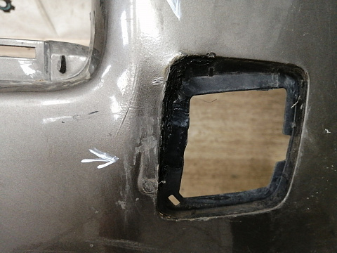 Фотография детали AA032938; Бампер передний; без паркт.; под омыват. (52119-42730) для Toyota Rav4 30 рест. V 2.4 (2009 - 2010)/БУ; Оригинал; Р2, Удовлетворительное; . Фото номер 4