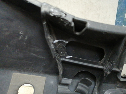 AA045303; Бампер передний; под паркт.; под омыват. (51117178068) для BMW 5 серия Е60 Е61/БУ; Оригинал; Р1, Мелкий дефект; 