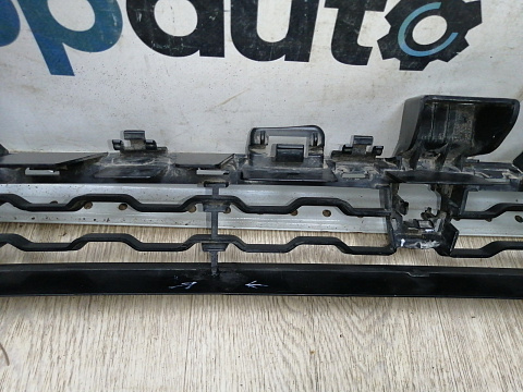 Фотография детали AA045109; Решетка переднего бампера верхняя, М-пакет; под камер. (51118060891) для BMW Х6 II (F16) (2014-2019)/БУ; Оригинал; Р1, Мелкий дефект; . Фото номер 16