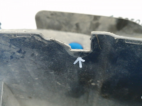 Фотография детали AA014981; Пыльник заднего бампера правый (58723-60080) для Lexus LX570, LX450D рест.2 (2015 - н.в.)/БУ; Оригинал; Р1, Мелкий дефект; . Фото номер 4