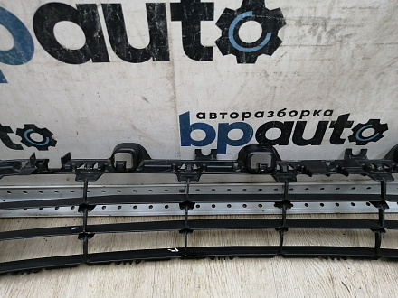 AA045277; Решетка переднего бампера (GHP9-501T1) для Mazda 6 III (GJ) (2012-2015)/БУ; Оригинал; Р1, Мелкий дефект; 