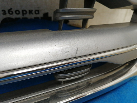 AA033276; Решетка радиатора (53101-60480) для Toyota Land Cruiser 200 (2008 — 2012)/БУ; Оригинал; Р2, Удовлетворительное; 