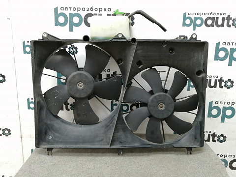 Фотография детали AA013071; Диффузор радиатора в сборе (17760-65J00) для Suzuki Grand Vitara/БУ; Оригинал; Р0, Хорошее; . Фото номер 4