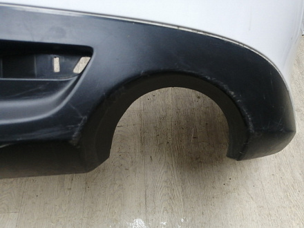 AA045942; Бампер задний; под паркт. (GS1M-50221) для Mazda 6 GH/БУ; Оригинал; Р1, Мелкий дефект; 