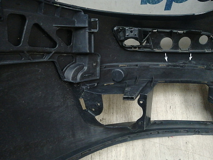 AA044498; Бампер передний; без паркт.; под омыват. (1K0807221D) для Volkswagen Jetta V (2005- 2010)/БУ; Оригинал; Р1, Мелкий дефект; 