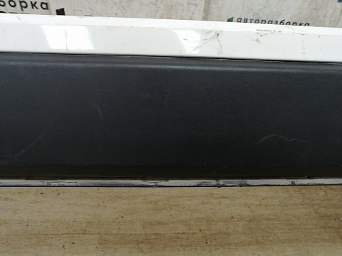 Фотография детали AA032928; Бампер задний; под паркт. (5LU 807 421) для Skoda Yeti I рест. (2013-2018)/БУ; Оригинал; Р1, Мелкий дефект; . Фото номер 9