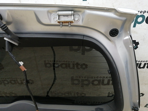 Фотография детали AA010645; Крышка багажника (67005-12B80) для Toyota Auris I рест. (2010- 2013)/БУ; Оригинал; Р0, Хорошее; (1F7) Серебро металик. Фото номер 15