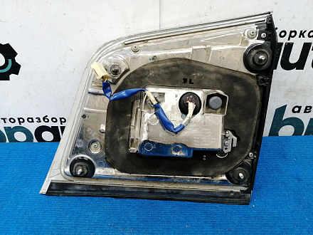 AA015135; Фонарь в крышку багажника левый (81590-60240) для Lexus LX570, LX450D (2008 — 2011)/БУ; Оригинал; Р1, Мелкий дефект; 