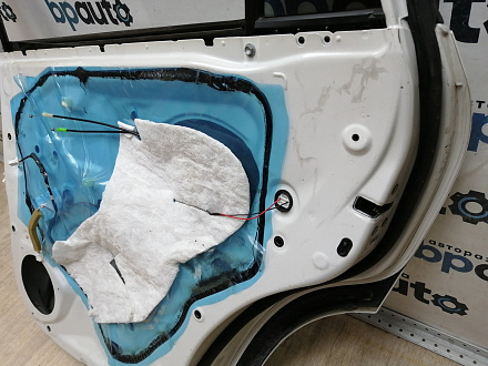 AA045204; Дверь задняя правая, под расширитель, Long (67003-42110) для Toyota Rav4/БУ; Оригинал; Р0, Хорошее; (070) Белый перламутр 3х. сл.