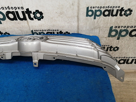 AA034681; Решетка радиатора (53101-33370) для Toyota Camry 50 (2012 — 2014)/БУ; Оригинал; Р2, Удовлетворительное; 
