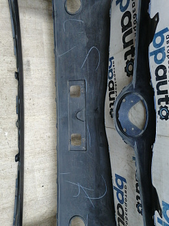 AA045803; Бампер передний; без паркт.; без омыват. (52119-02A90) для Toyota Auris I рест. (2010- 2013)/БУ; Оригинал; Р1, Мелкий дефект; 