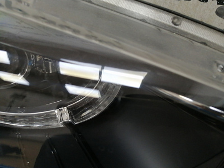 AA035132; Фара правая светодиодная (KA1F-51030 C) для Mazda CX-5 I рест. (2015-2017)/БУ; Оригинал; Р1, Мелкий дефект; 