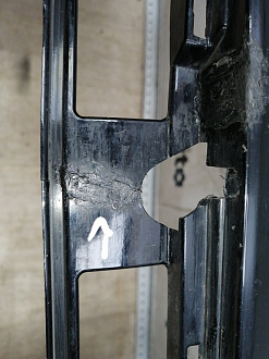 AA045402; Бампер передний; под паркт.; под омыват. (52119-06C40) для Toyota Camry/БУ; Оригинал; Р1, Мелкий дефект; 