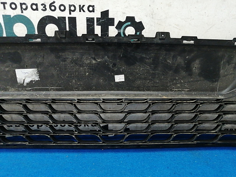 Фотография детали AA028844; Решетка переднего бампера (86561-2R500) для Hyundai I 30/БУ; Оригинал; Р1, Мелкий дефект; . Фото номер 9