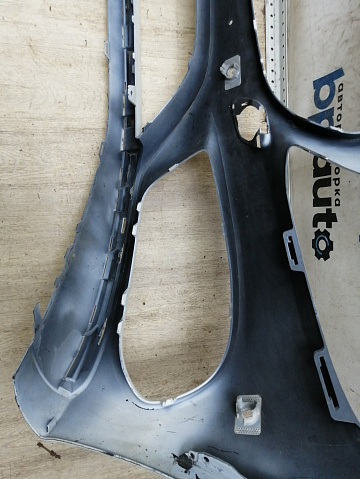 Фотография детали AA046107; Бампер передний, AMG; под паркт.; без омыват. (A2058850925) для Mercedes-Benz C-klasse IV (W205) (2014-2018)/БУ; Оригинал; Р1, Мелкий дефект; . Фото номер 19